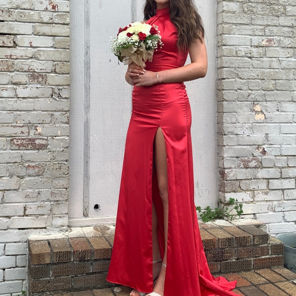 Red Prom dress